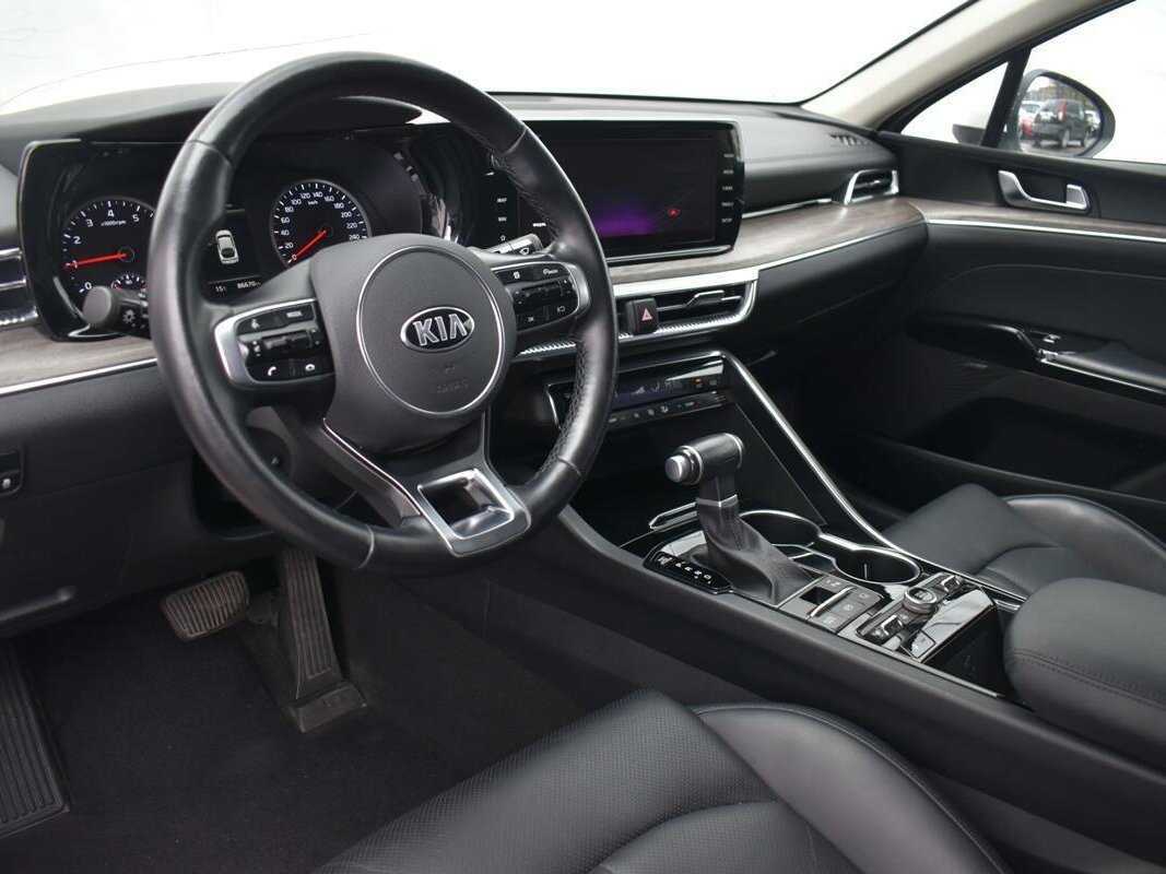 Купить Kia K5 с пробегом. Фото: #12