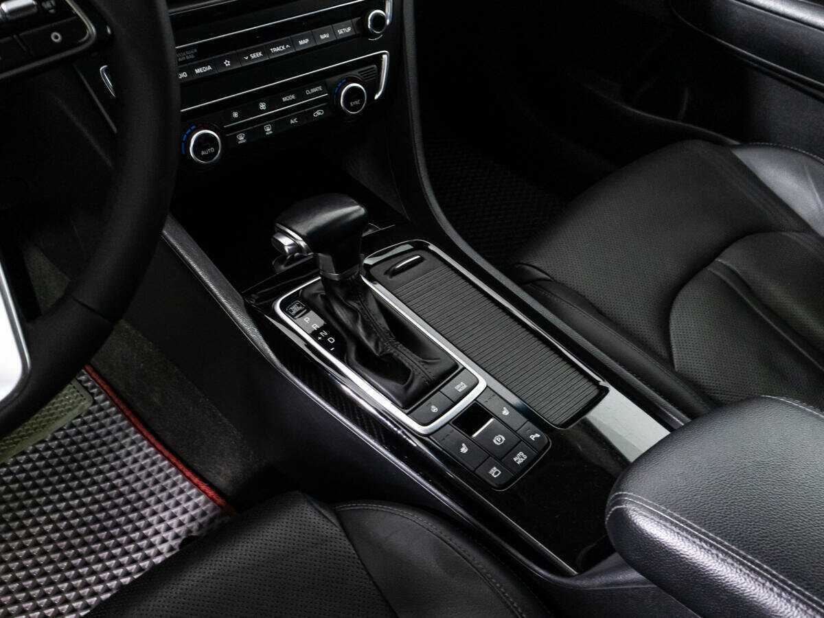 Купить Kia Optima с пробегом. Фото: #19