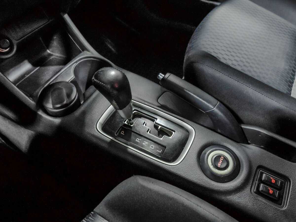 Купить Mitsubishi Outlander с пробегом. Фото: #10