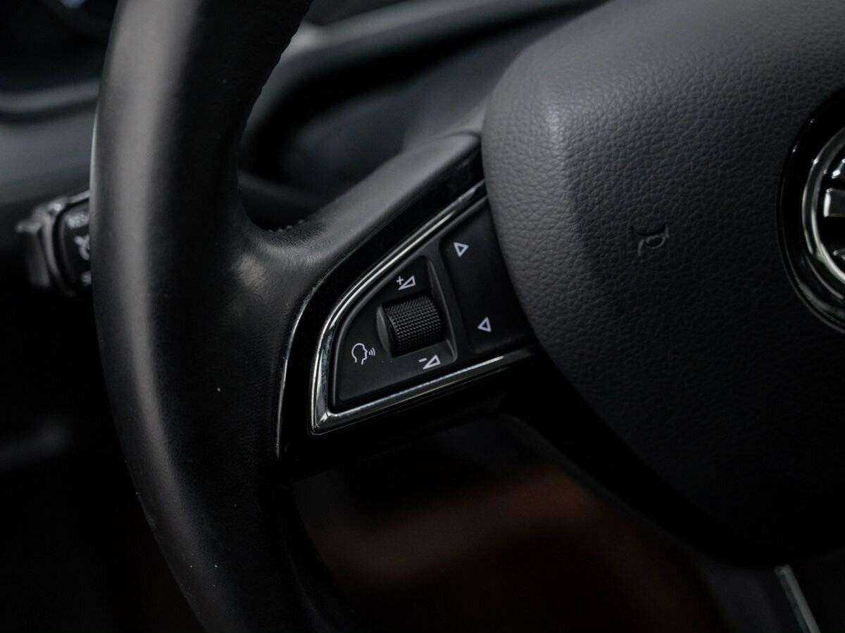 Купить Skoda Superb с пробегом. Фото: #19