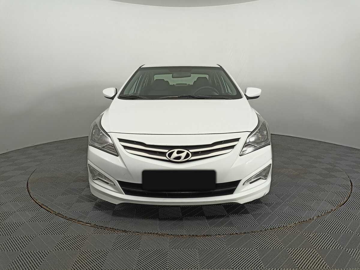 Купить Hyundai Solaris с пробегом. Фото: #1