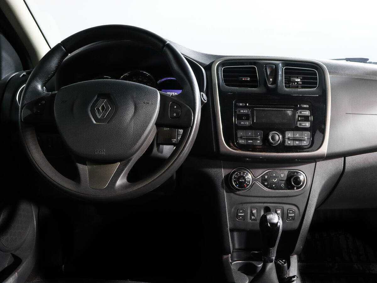 Купить Renault Sandero с пробегом. Фото: #11