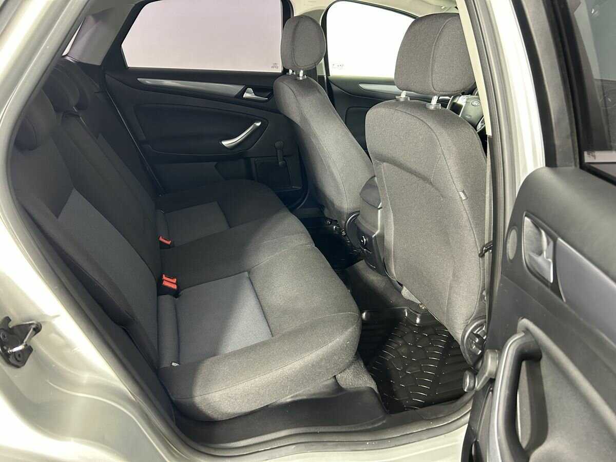 Купить Ford Mondeo с пробегом. Фото: #15