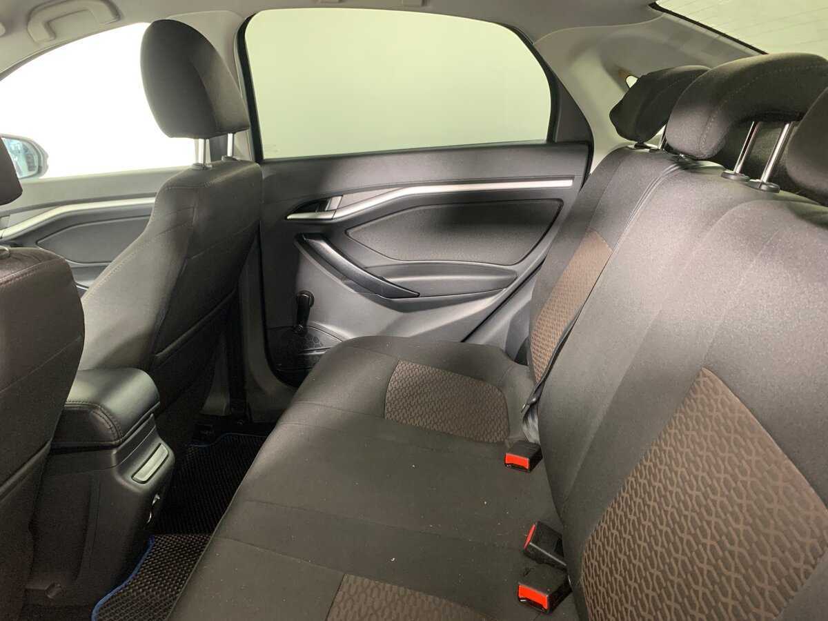 Купить Lada (ВАЗ) Vesta с пробегом. Фото: #18