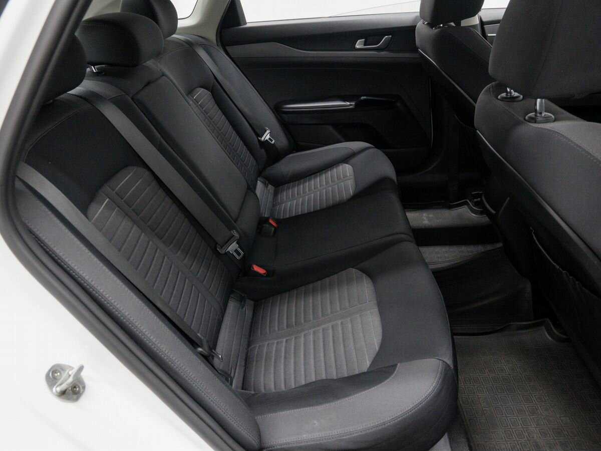 Купить Kia K5 с пробегом. Фото: #8