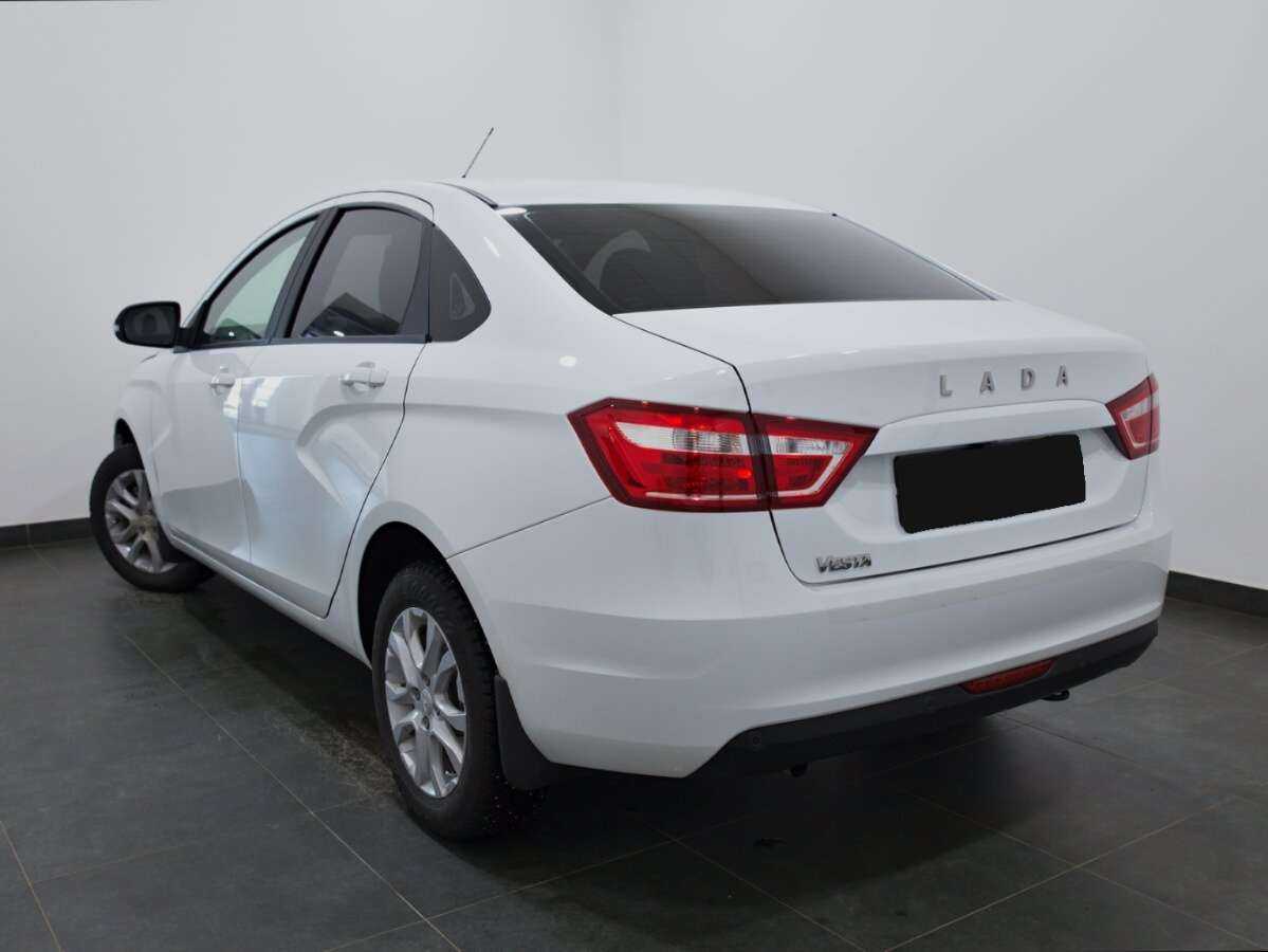 Купить Lada (ВАЗ) Vesta с пробегом. Фото: #3