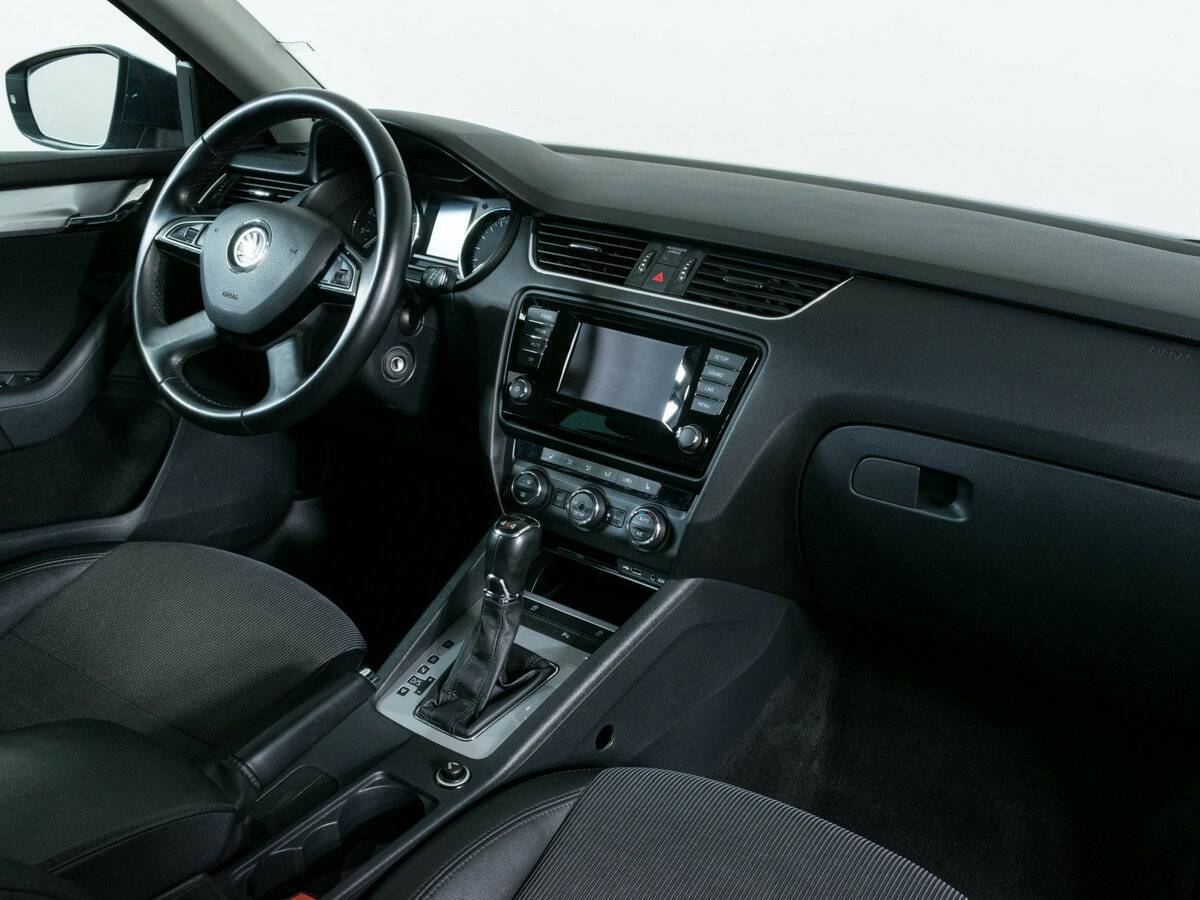 Купить Skoda Octavia с пробегом. Фото: #7