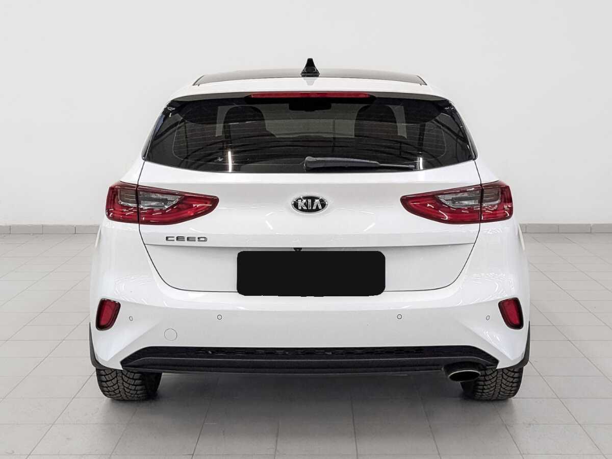 Купить Kia Ceed с пробегом. Фото: #5
