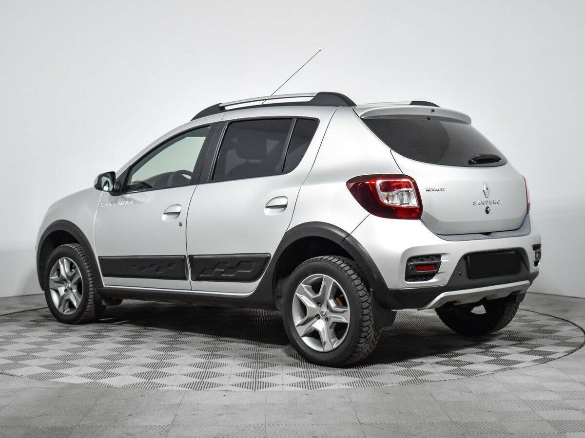 Купить Renault Sandero с пробегом. Фото: #6