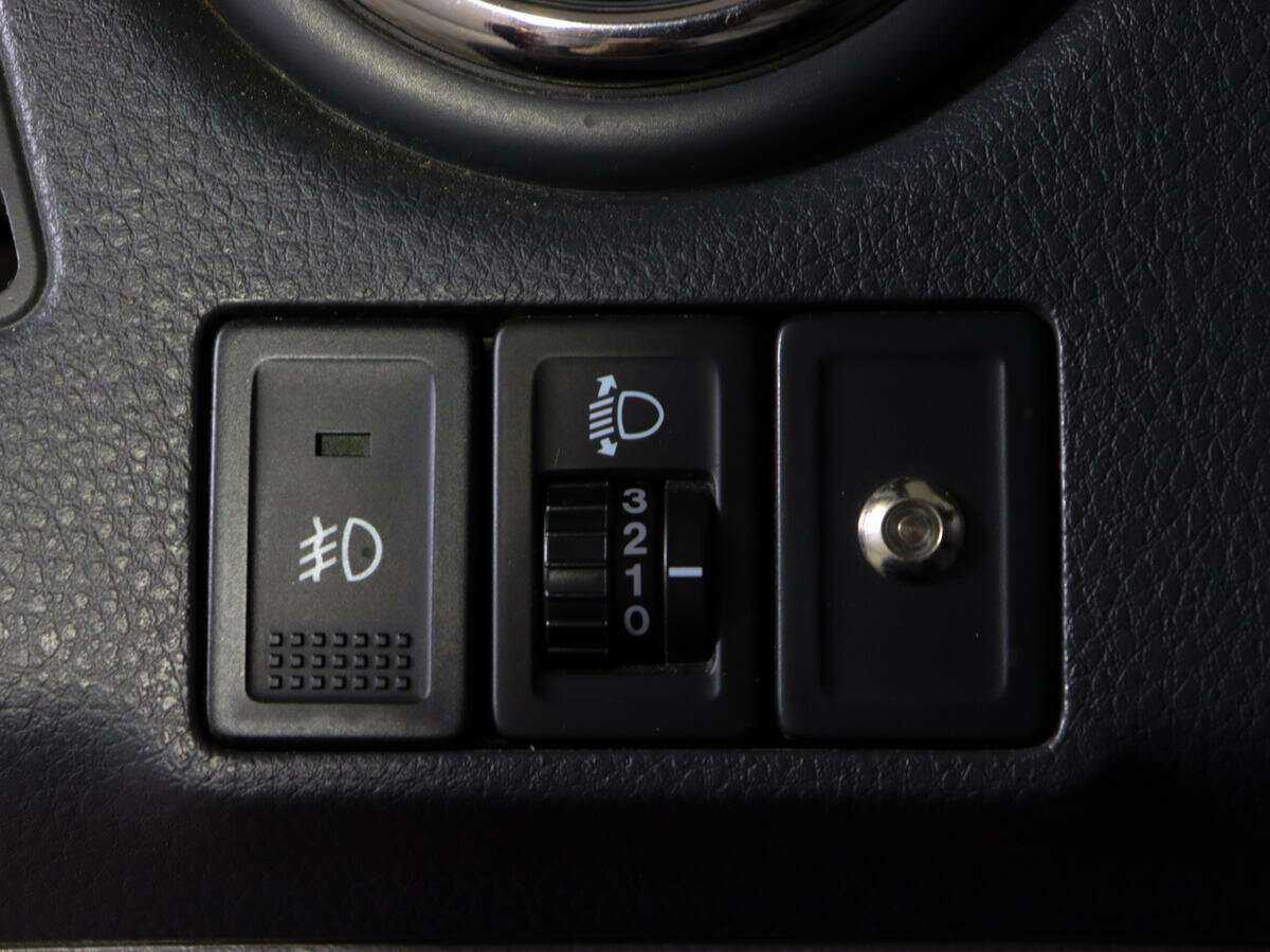Купить Suzuki SX4 с пробегом. Фото: #13
