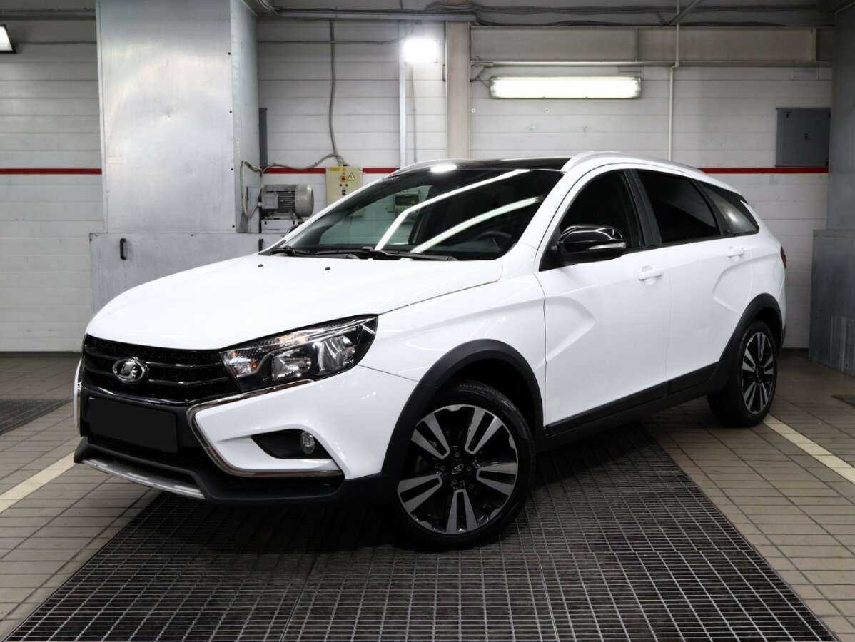 Купить Lada (ВАЗ) Vesta с пробегом. Посмотреть фото