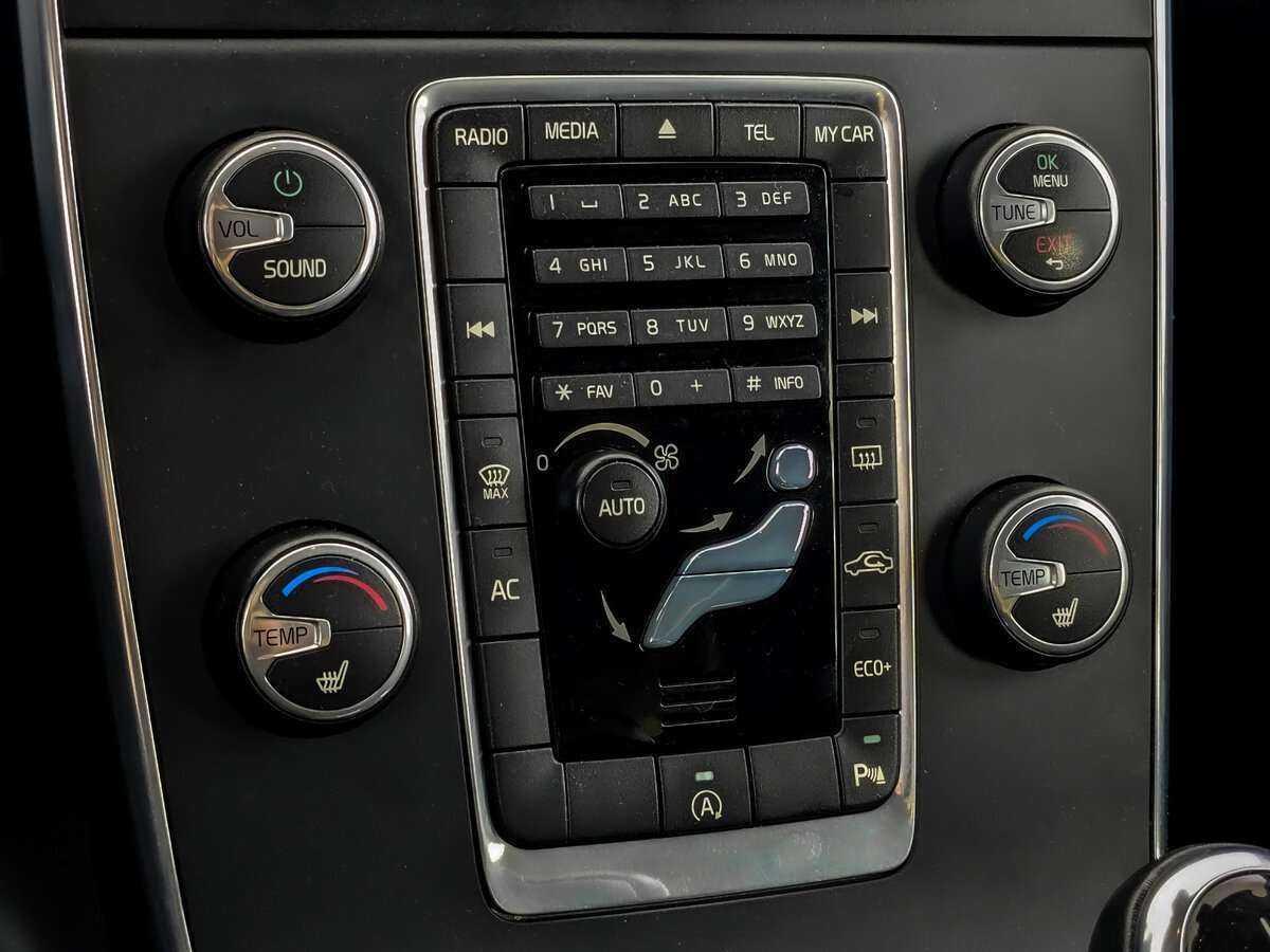 Купить Volvo S60 с пробегом. Фото: #21