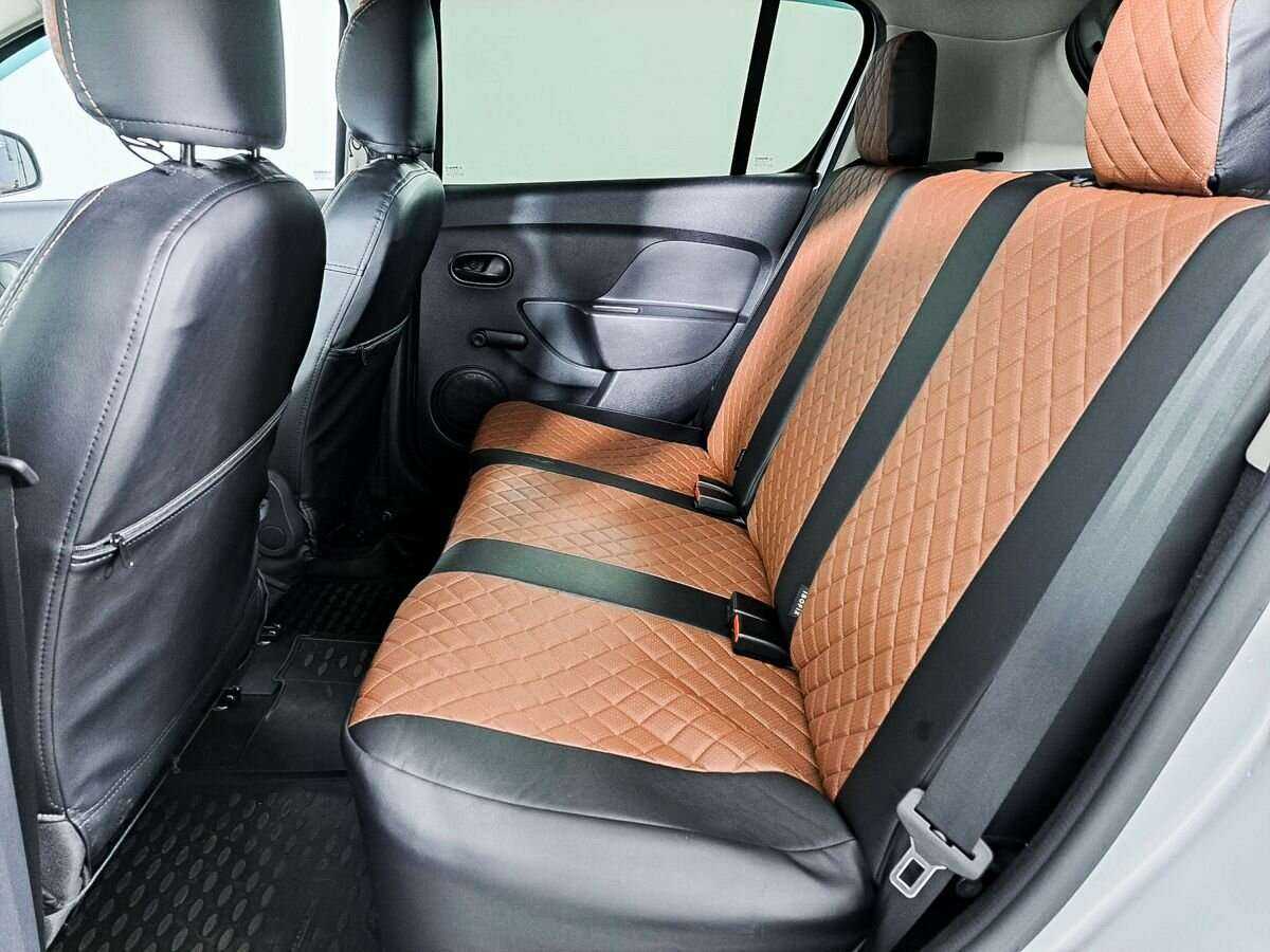 Купить Renault Sandero с пробегом. Фото: #9