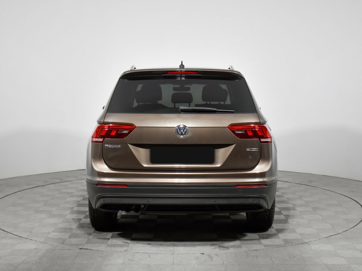 Купить Volkswagen Tiguan с пробегом. Фото: #5