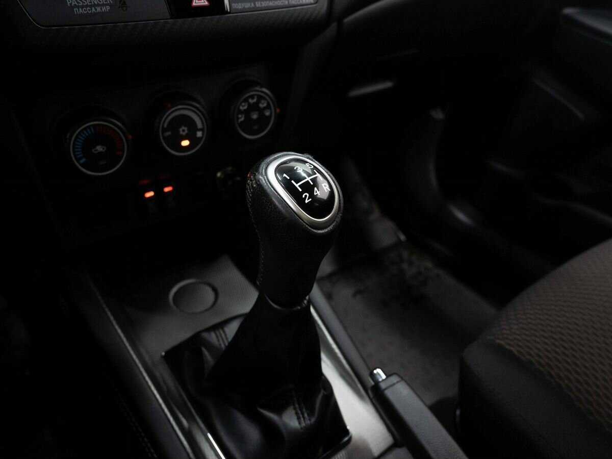 Купить Mitsubishi ASX с пробегом. Фото: #20
