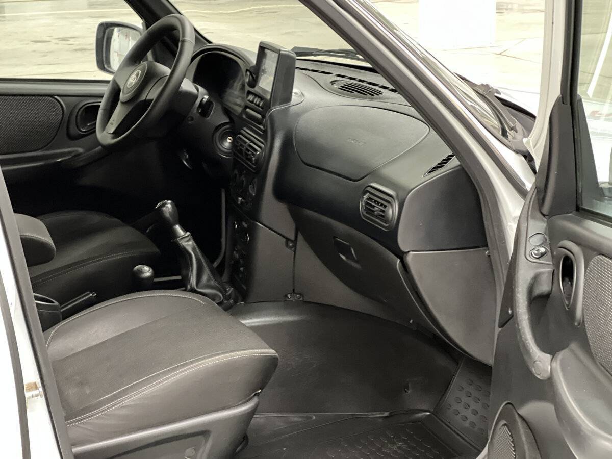 Купить Lada (ВАЗ) Niva с пробегом. Фото: #10