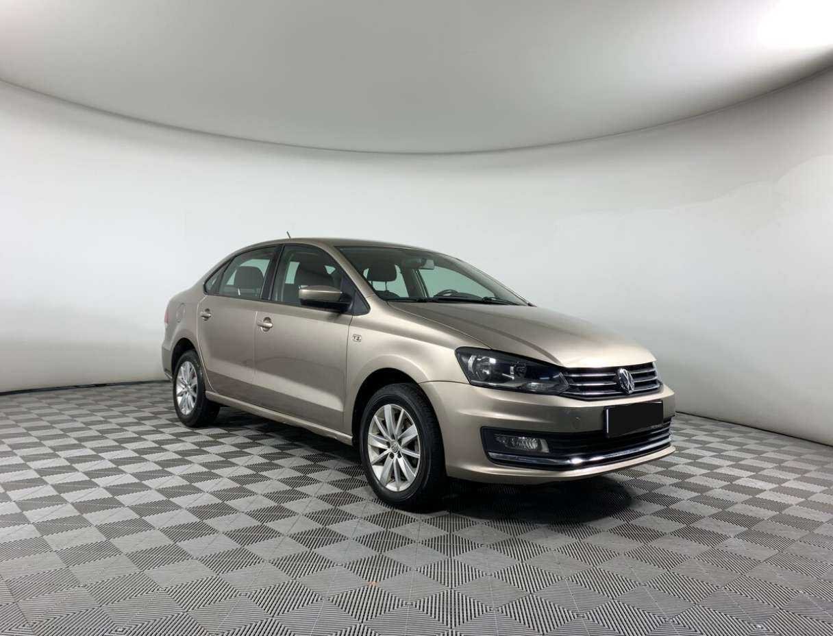 Купить Volkswagen Polo с пробегом. Фото: #2