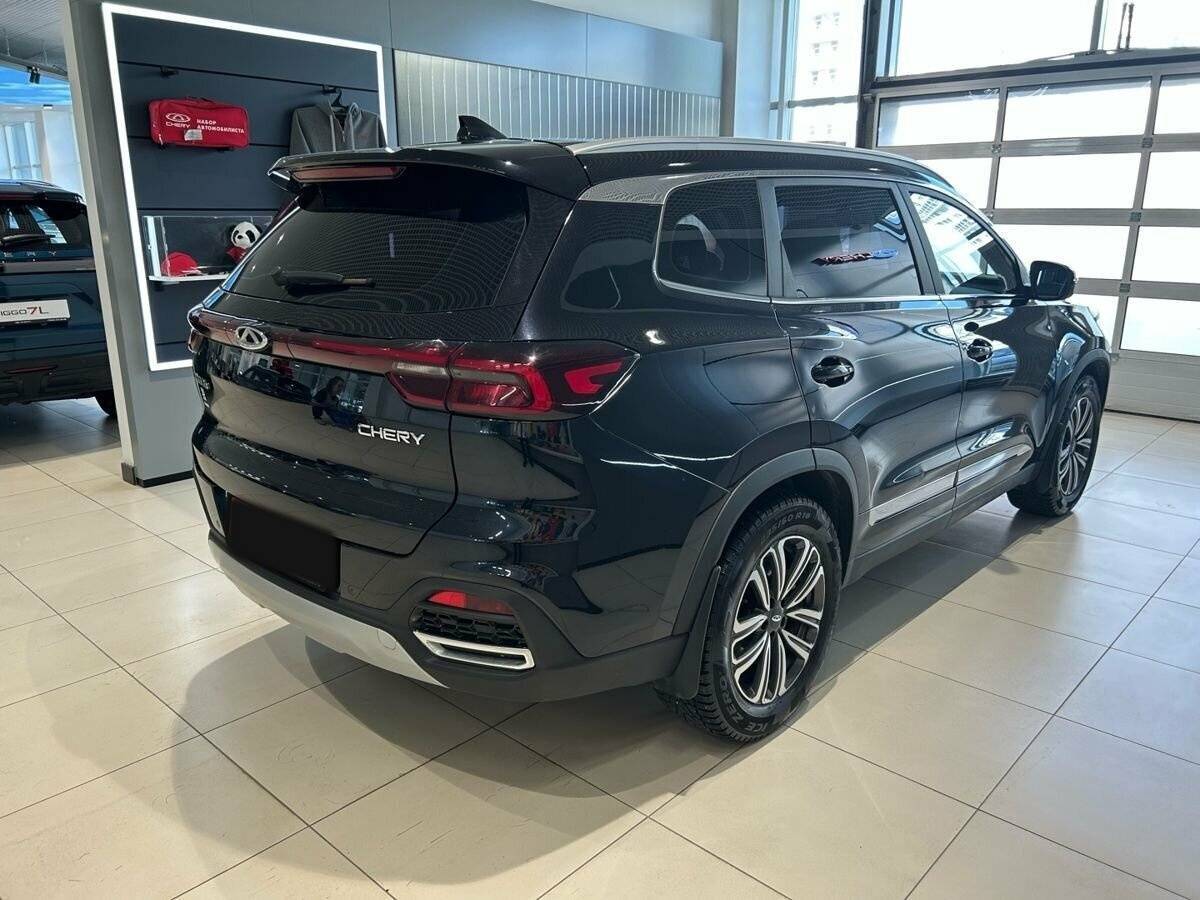 Купить Chery Tiggo 8 с пробегом. Фото: #2