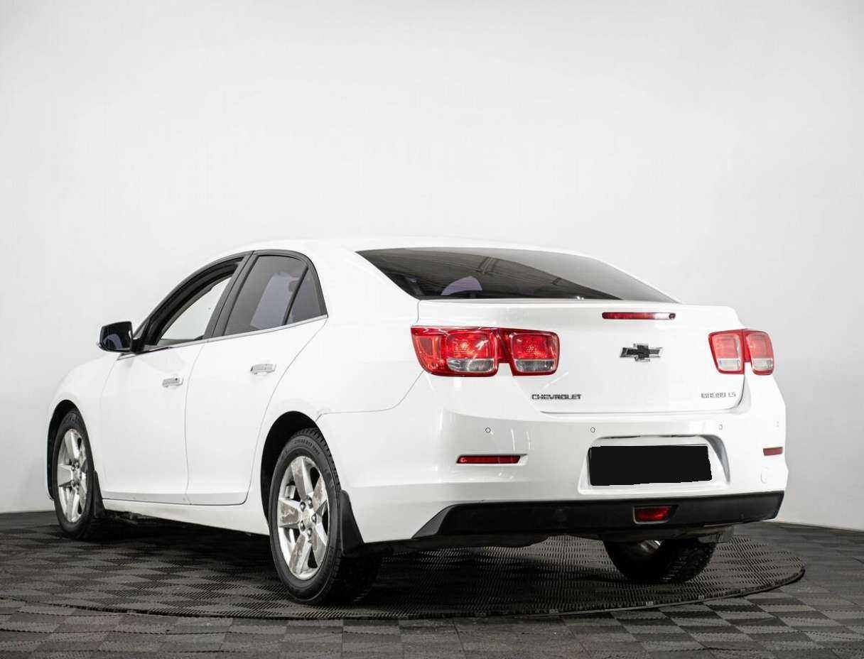 Купить Chevrolet Malibu с пробегом. Фото: #3