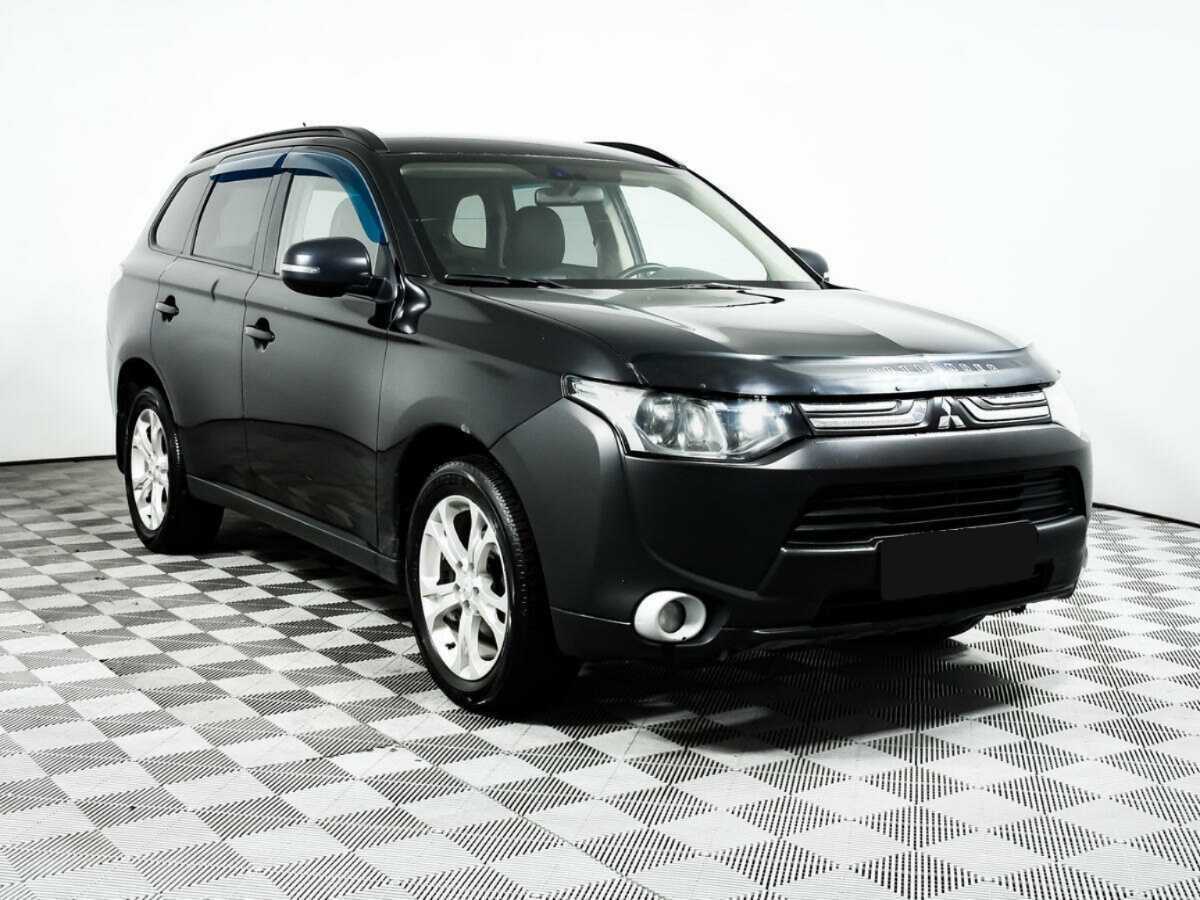 Купить Mitsubishi Outlander с пробегом. Фото: #2