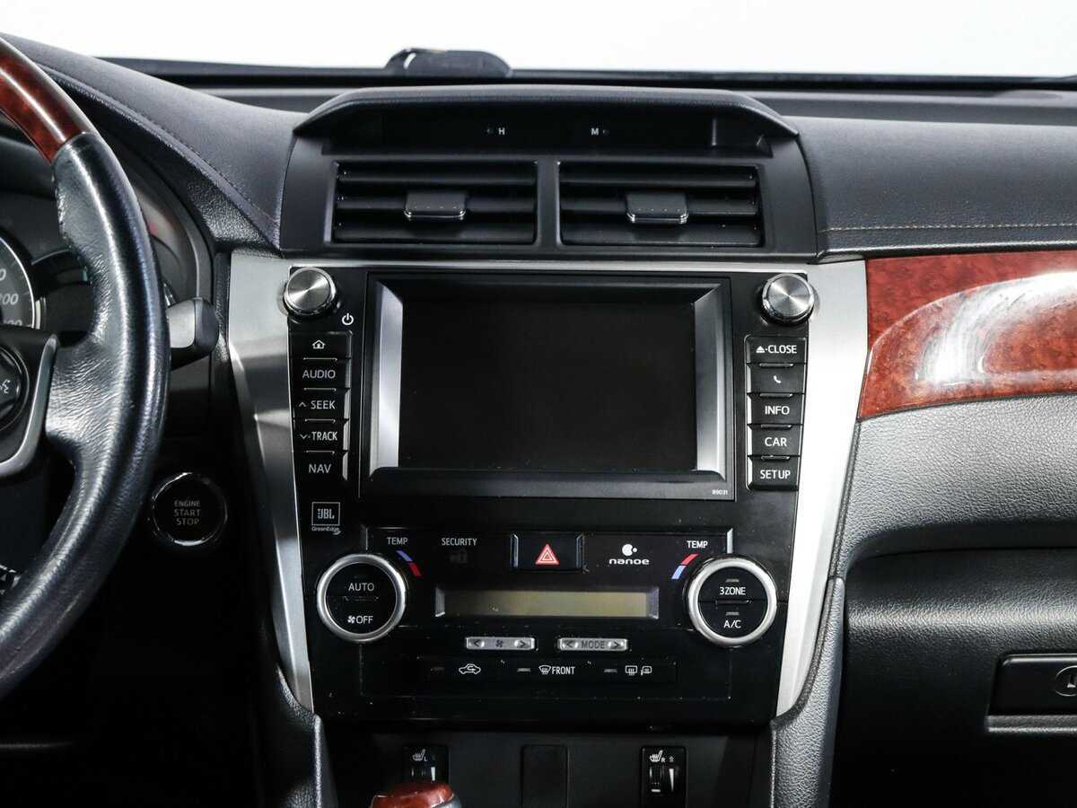 Купить Toyota Camry с пробегом. Фото: #11
