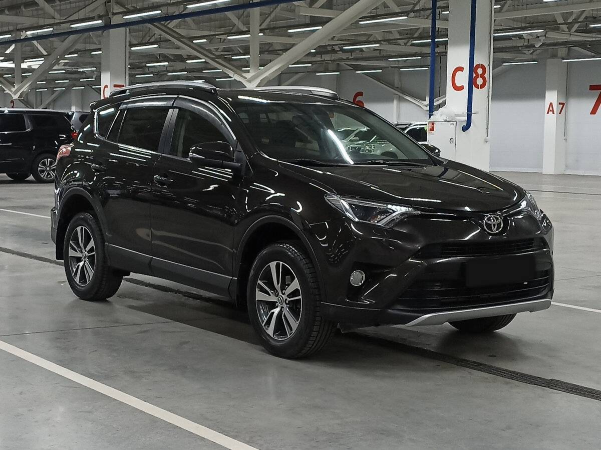 Купить Toyota RAV4 с пробегом. Фото: #2
