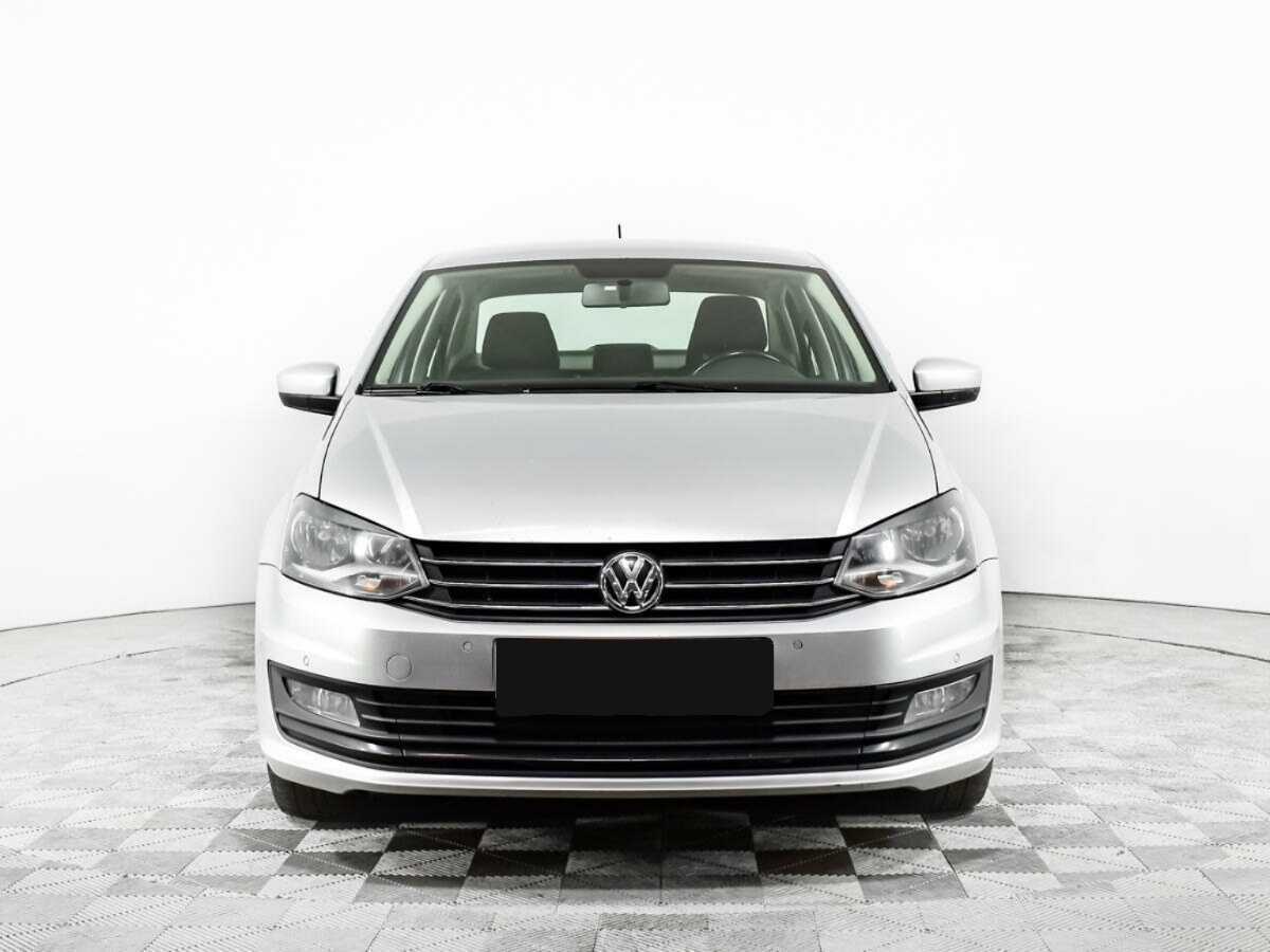 Купить Volkswagen Polo с пробегом. Фото: #1