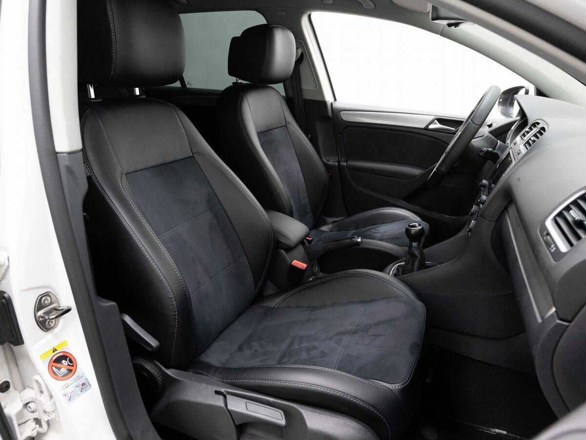 Купить Volkswagen Golf с пробегом. Фото: #11