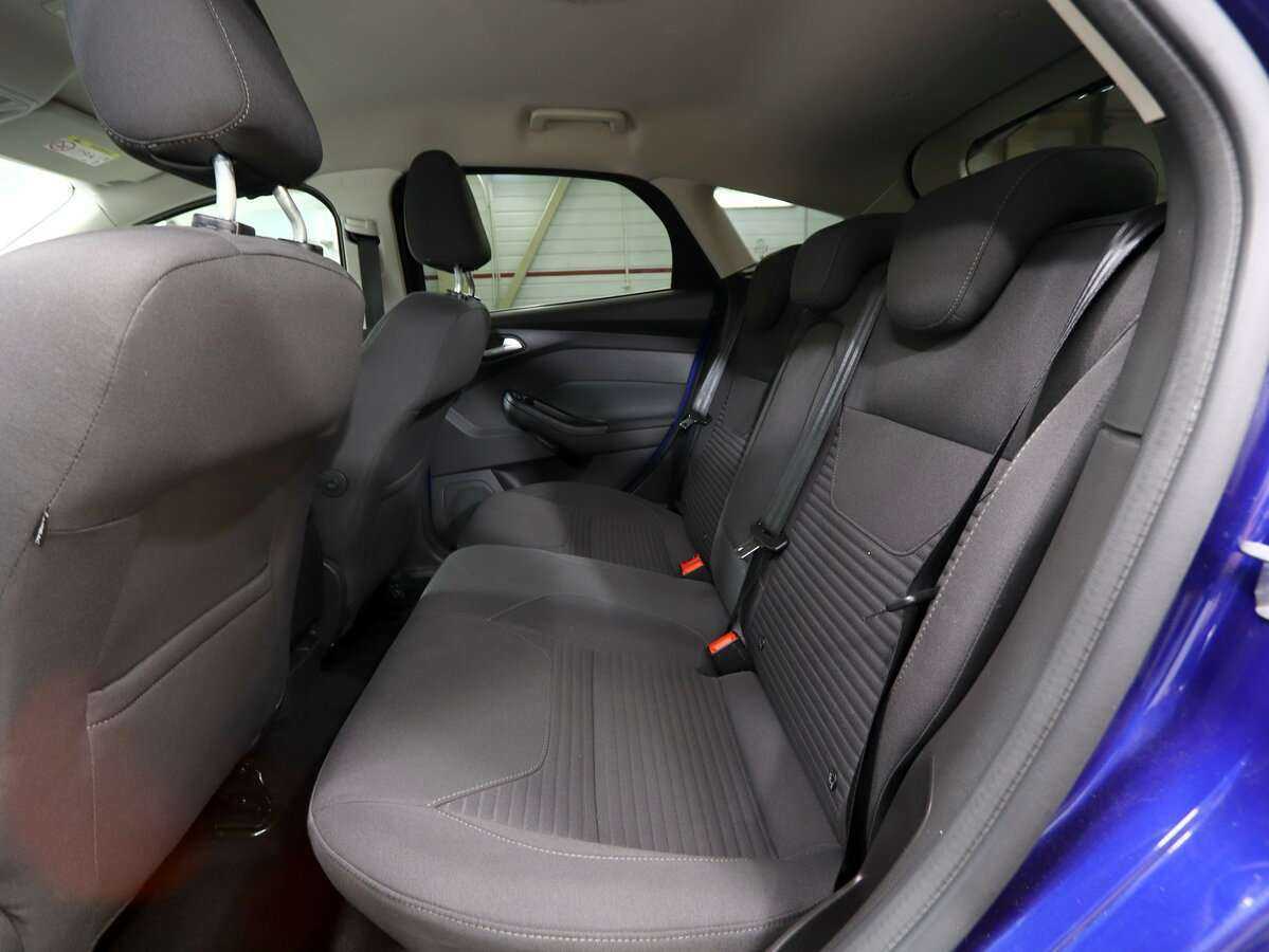 Купить Ford Focus с пробегом. Фото: #9