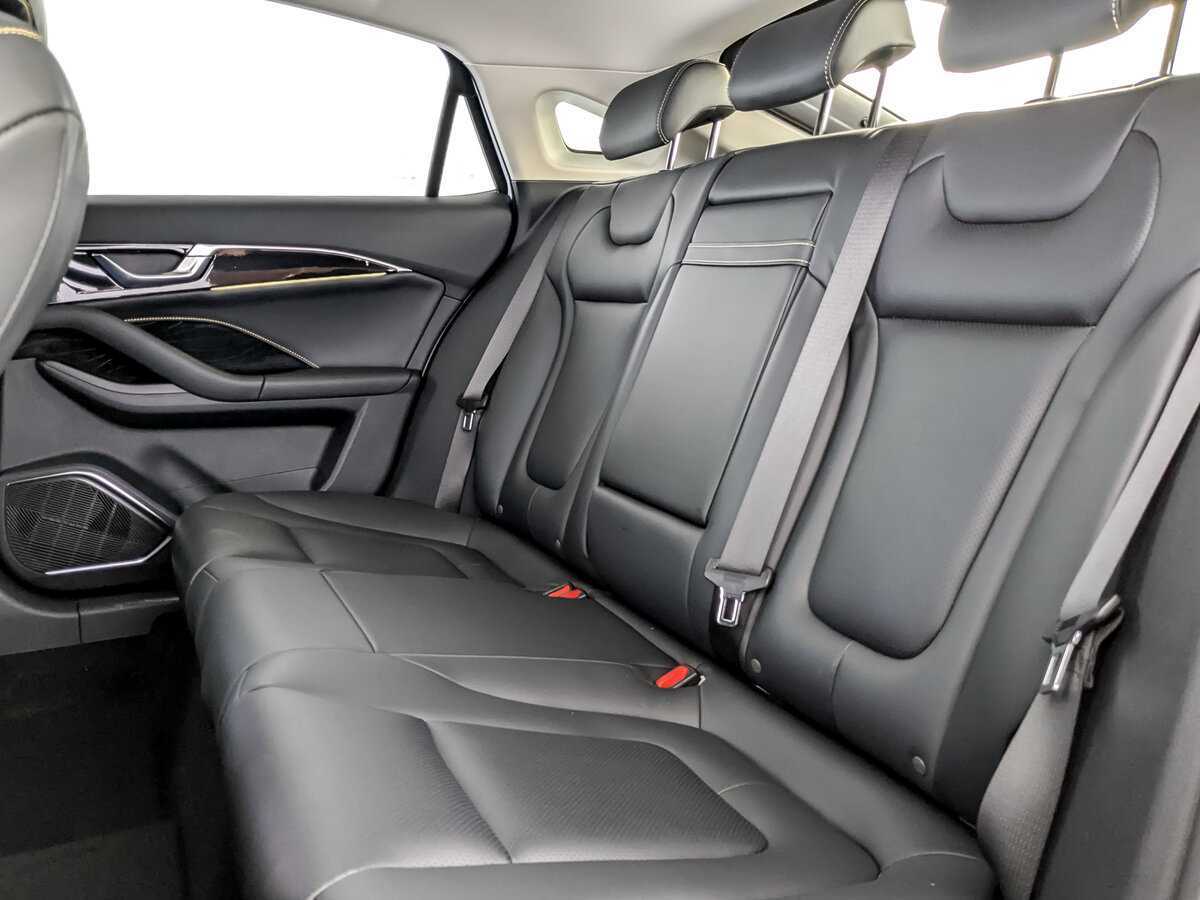 Купить FAW Bestune B70 с пробегом. Фото: #9