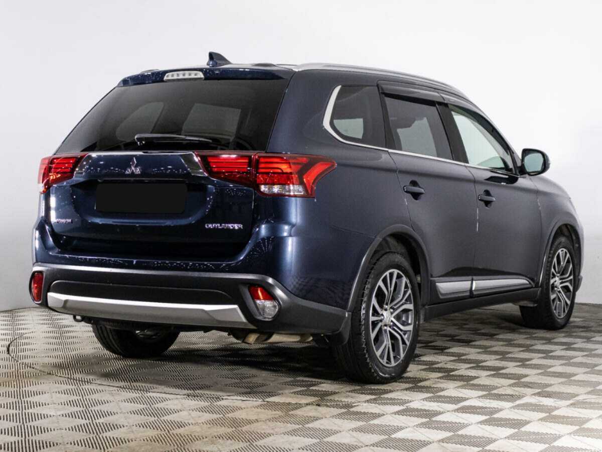 Купить Mitsubishi Outlander с пробегом. Фото: #4