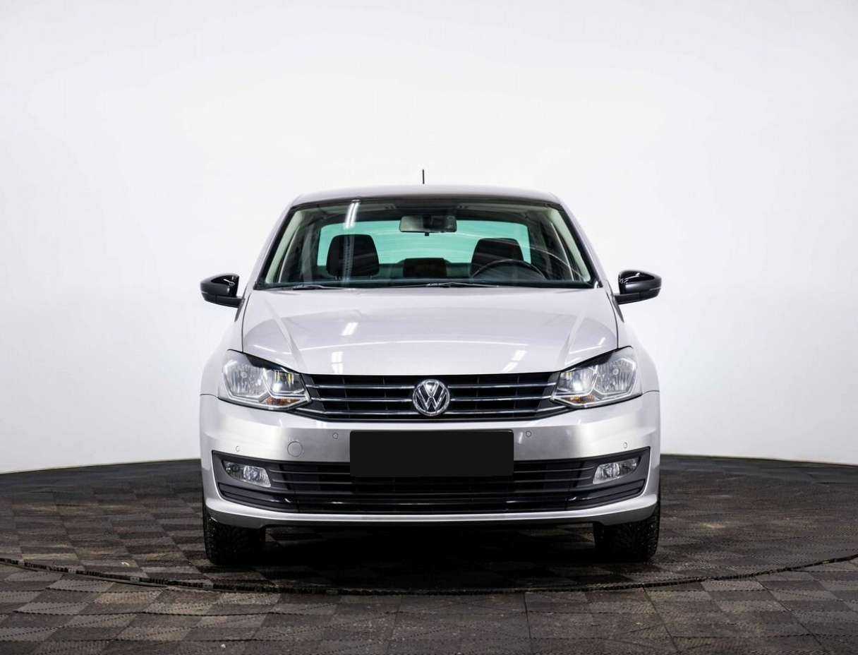 Купить Volkswagen Polo с пробегом. Фото: #1