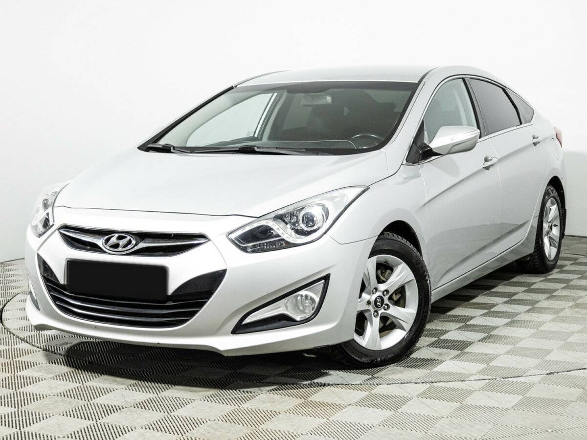 Купить Hyundai i40 с пробегом. Посмотреть фото
