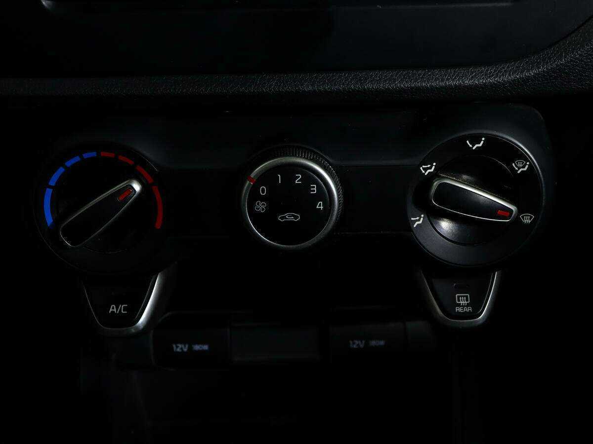 Купить Kia Rio с пробегом. Фото: #14