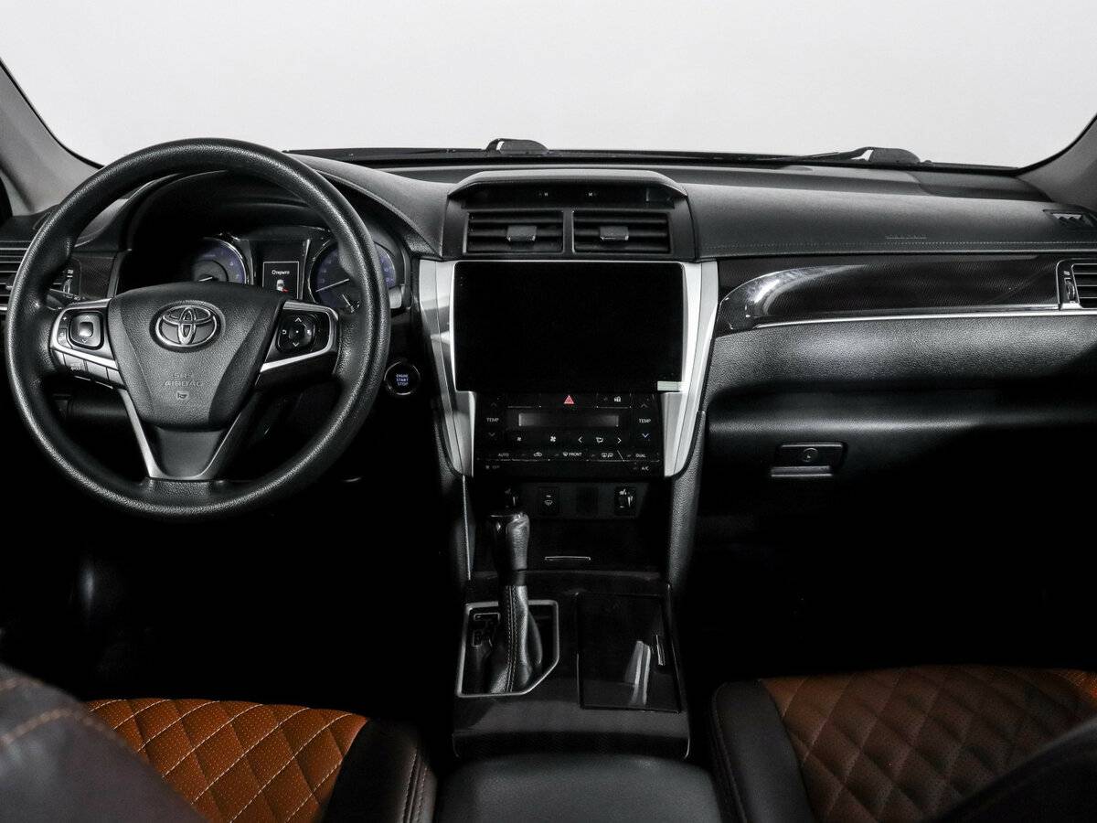 Купить Toyota Camry с пробегом. Фото: #9
