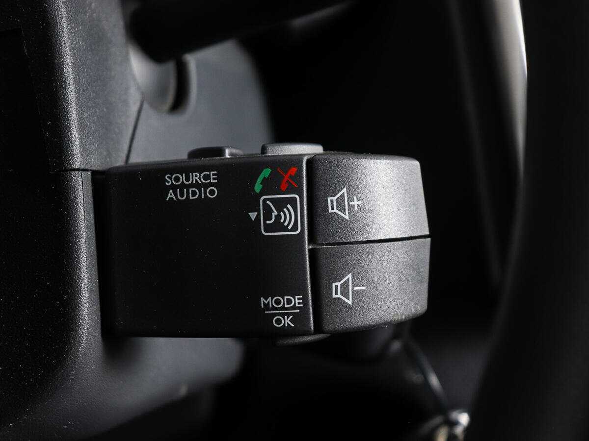 Купить Renault Logan с пробегом. Фото: #16