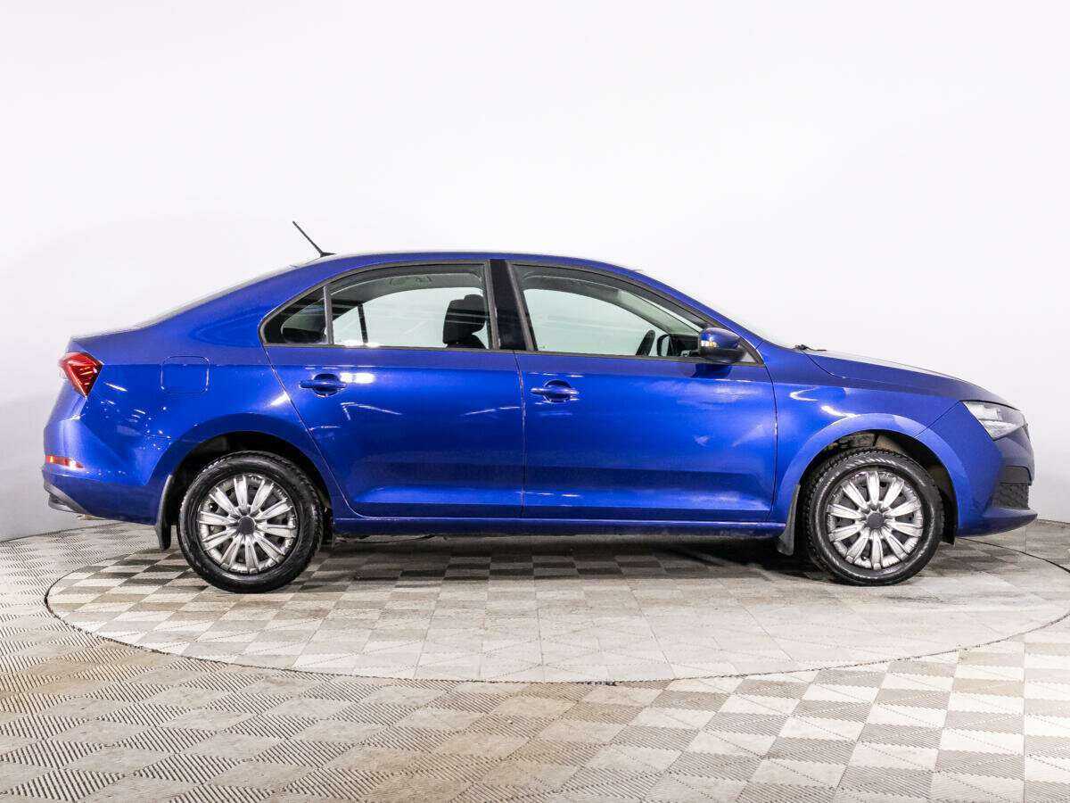 Купить Skoda Rapid с пробегом. Фото: #3