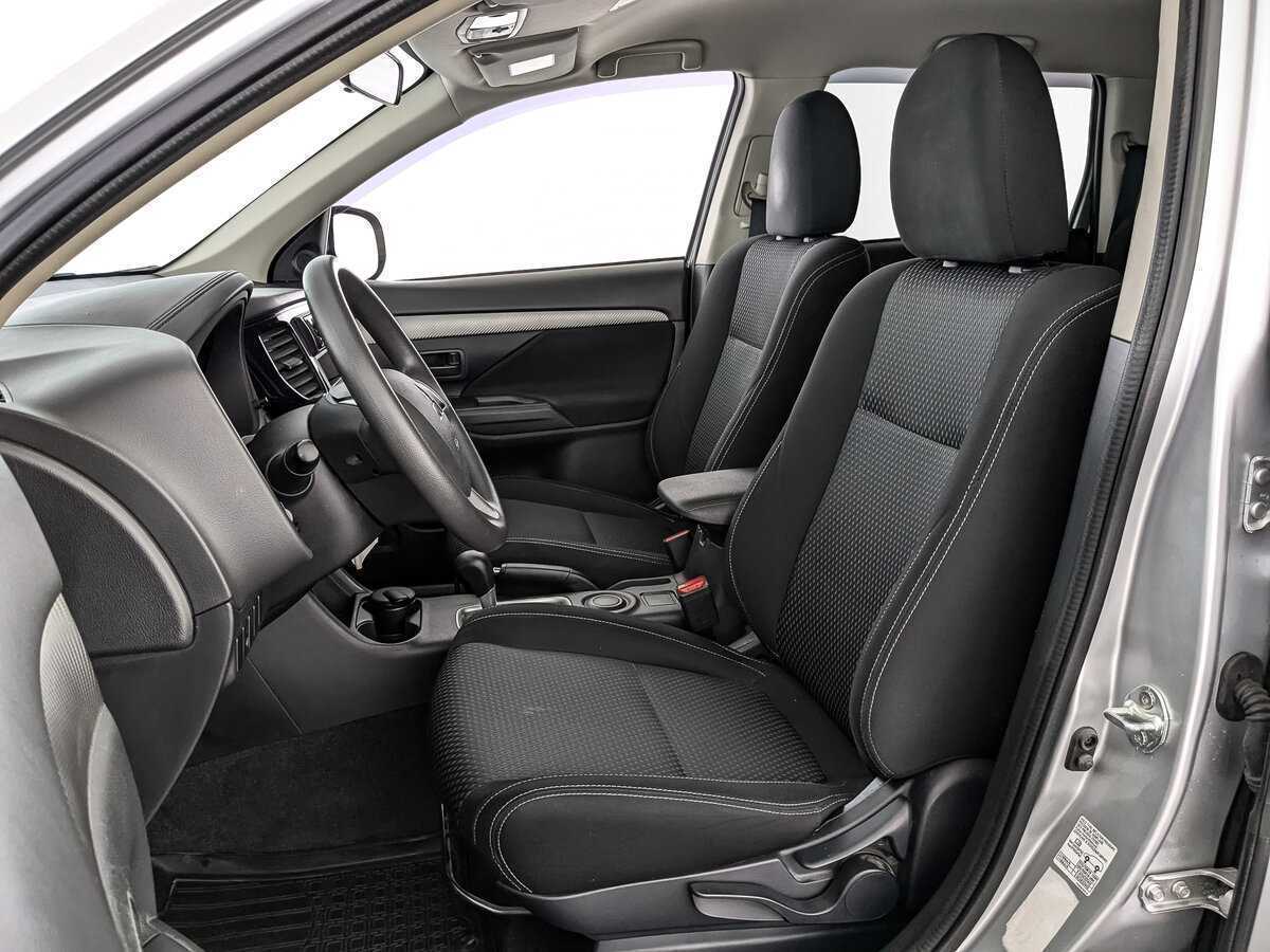 Купить Mitsubishi Outlander с пробегом. Фото: #15