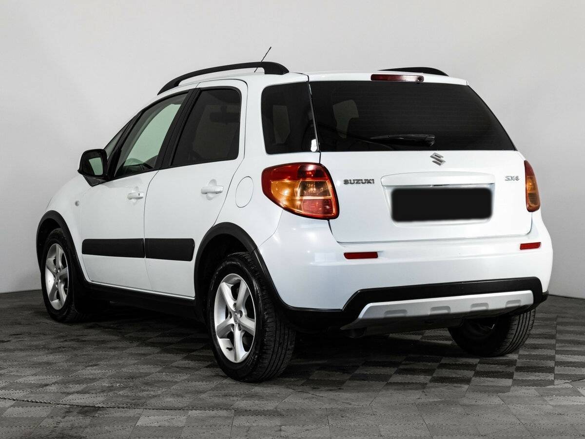 Купить Suzuki SX4 с пробегом. Фото: #6