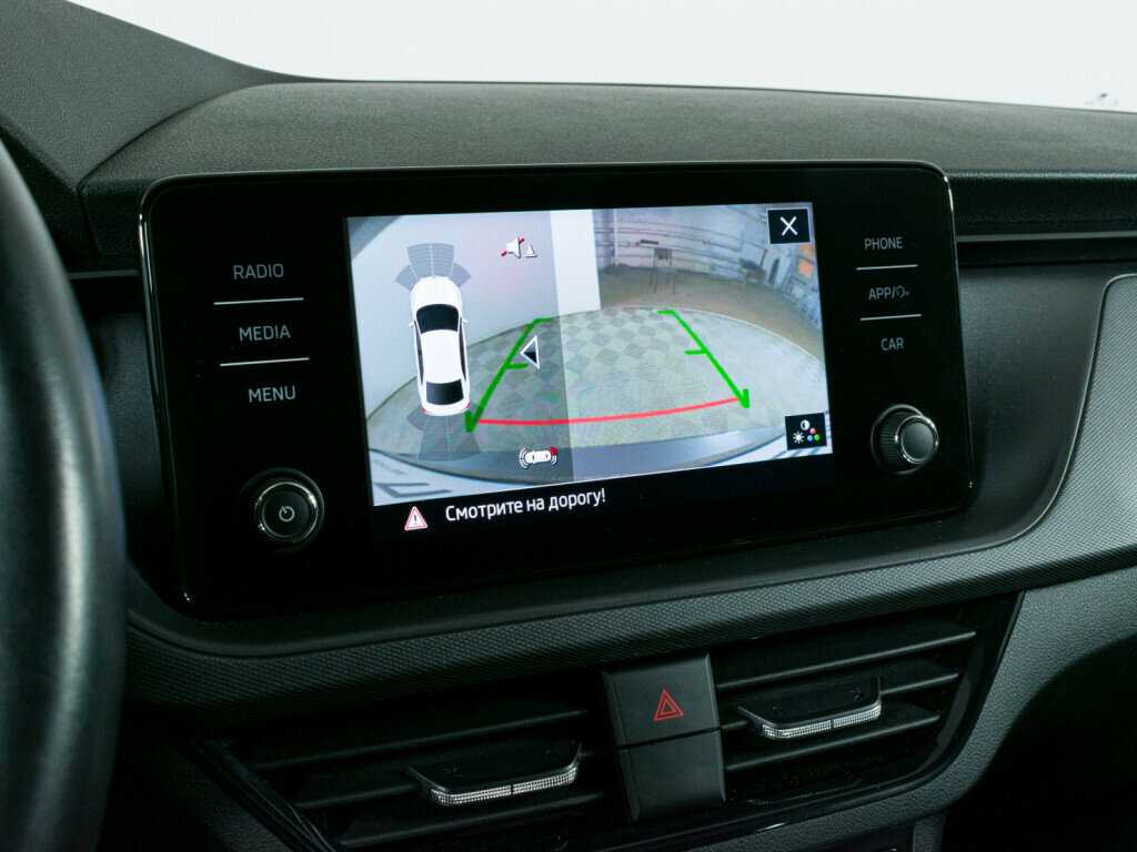 Купить Skoda Rapid с пробегом. Фото: #12