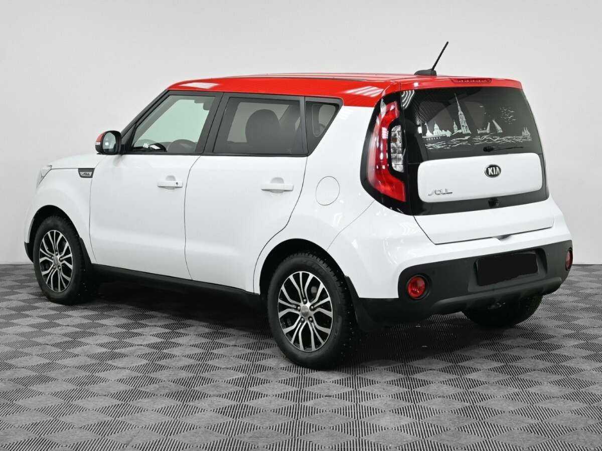 Купить Kia Soul с пробегом. Фото: #3