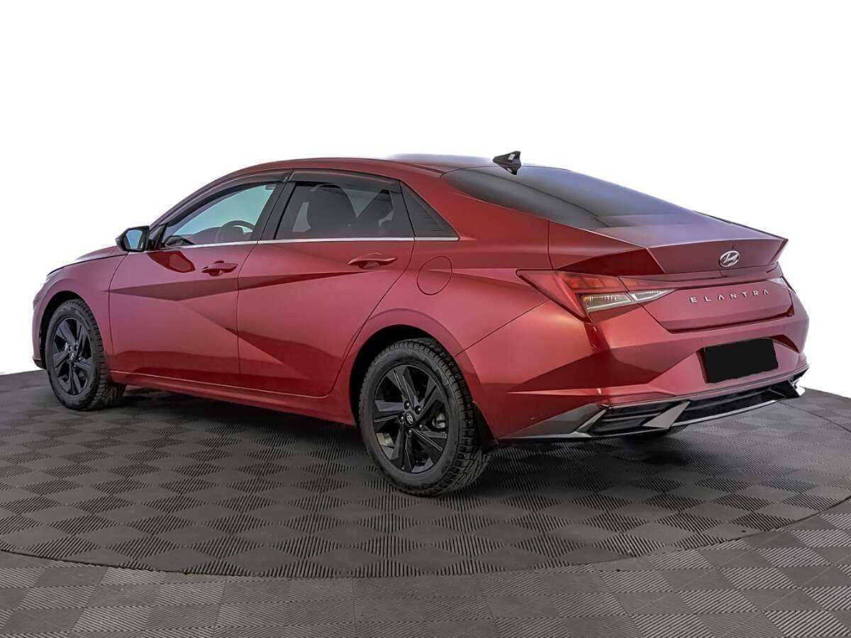 Купить Hyundai Elantra с пробегом. Фото: #6