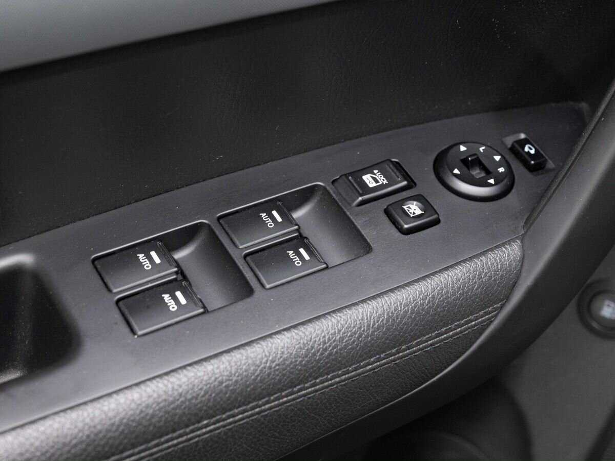 Купить Kia Sorento с пробегом. Фото: #19