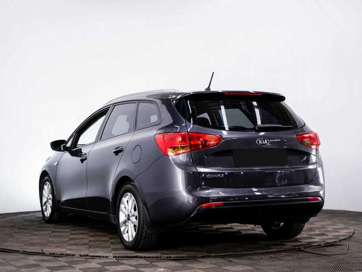 Купить Kia Ceed с пробегом. Фото: #3