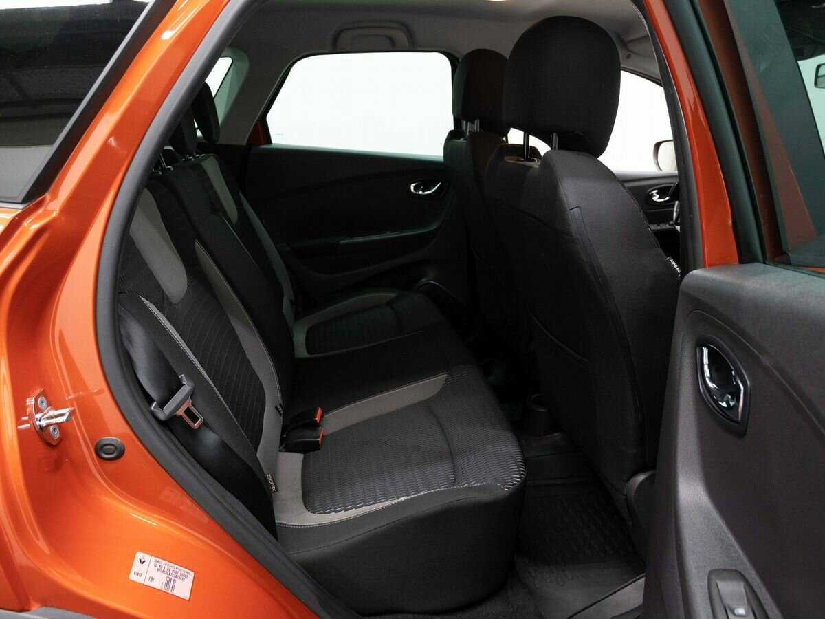 Купить Renault Kaptur с пробегом. Фото: #9