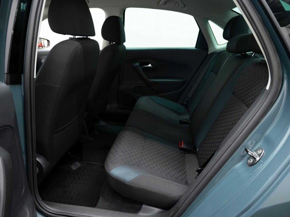 Купить Volkswagen Polo с пробегом. Фото: #8