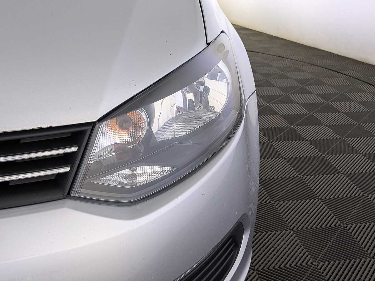 Купить Volkswagen Polo с пробегом. Фото: #10