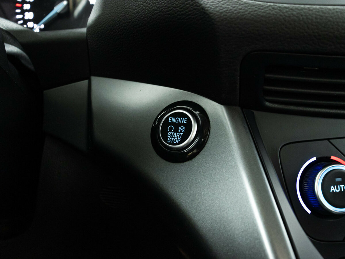 Купить Ford Kuga с пробегом. Фото: #16