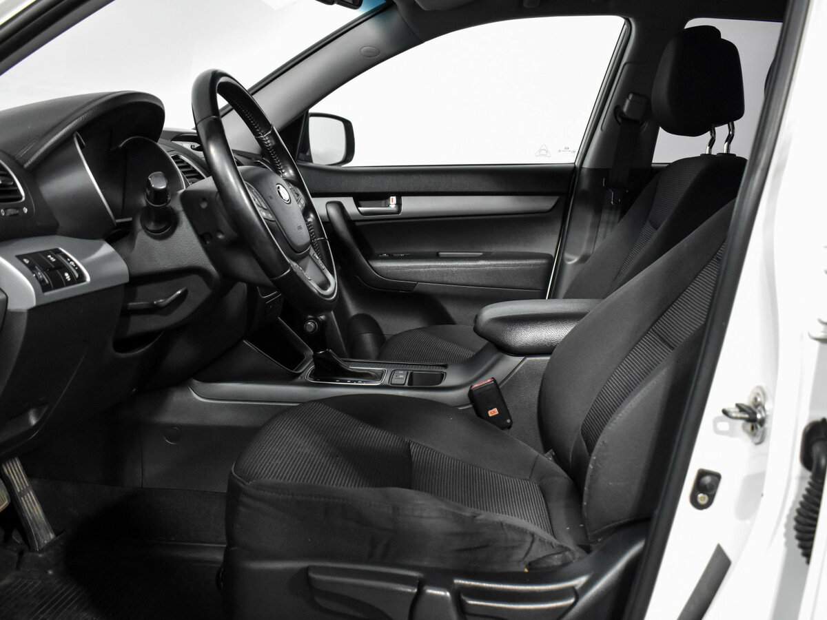 Купить Kia Sorento с пробегом. Фото: #7