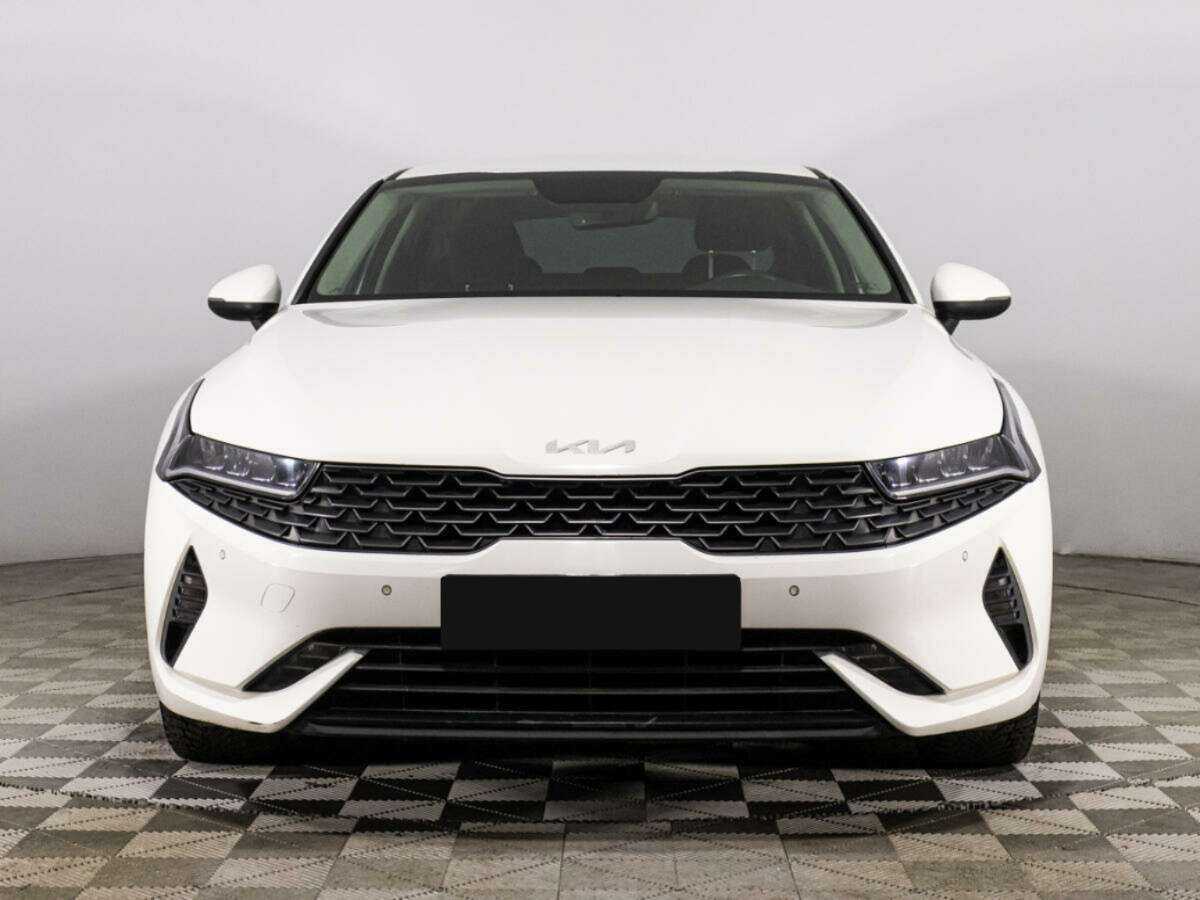 Купить Kia K5 с пробегом. Фото: #1